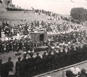 A State Palanquin in a Royal Procession, Delhi, India