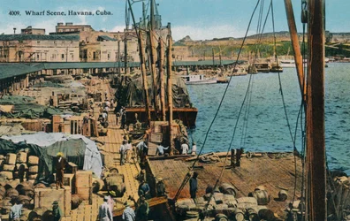 Wharf Scene, Havana, Cuba, 1910