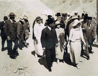 The Queen of the Belgians, Lord Allenby and Lady Allenby approaching the entrance to the Tomb of Tutankhamun, Valley of the Kings