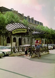 View of the Entrance to the Hotel de Ville Metropolitain, 1899-1904