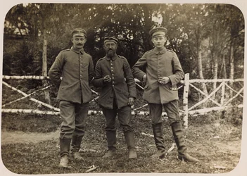First World War: Ukraine in the years 1914-1916 during the invasion of the German army. Group of soldiers (b/w photo)