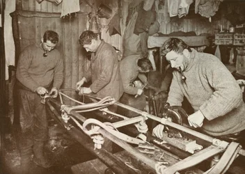Preparing Sledges for the Polar Journey Crean, Forde, Lashly, P.O. Evans, c1911