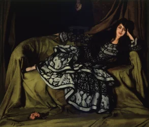 Marcelle Souty in a Flounced Dress – 1915