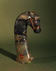 Dagger handle in the form of a horse’s head, Mughal, c. 1658-1710