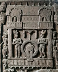 Indian art, Hinduism: low relief representing the last visit of King Prasenjit II to Gautama Buddha. 2nd century BC. Kolkata, Indian Museum