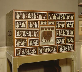 Indian cabinet decorated in ivory and rosewood, 17 drawers