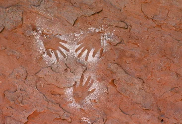 Ancient Anasazi rock art, a handprint in Grand Gulch, Utah