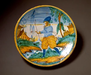 Young man of the nobility. Ceramic plate produced in Viterbo, Italy. End of the 16th century, Florence, Museo Nazionale del Bargello