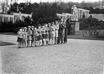 Cavendish Family Group of 16 Grandchildren in the Gardens of Chatsworth, Derbyshire