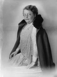 Rosette Rosa Manus