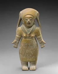 Standing Female, 200 BC-AD 800