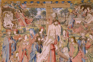 Flemish Tapestry. Series The Passion of Christ: Descent from the Cross. Manufacture Pieter van Aelst. Cartoonist Jan van Roome. Ca 1507-1520. (Detail)