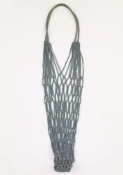 Net bag for displaying tea-leaf storage jar