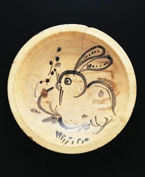 Rabbit painted on plate used by nishin-zara sellers