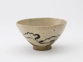 Tea bowl with design of fungus of immortality, Edo period, 18th-19th century