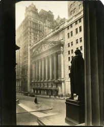 Broad St from Treasury Building, New York, USA, c.1905-40