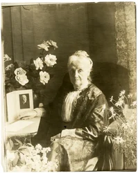 Mrs Greenwich Horne ?, c.1905-40