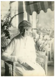 Mrs L D James of Williamsburg Massachusetts, sister of Marshall Field