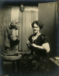 Mrs. Paulding Farnham, c.1905-40