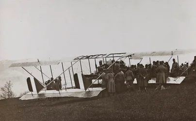 My World War - Memories of the South-Western Front in Carinthia, Italy, Trentino-Alto Adige: Austrian Soldiers and Plane