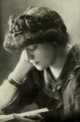 Portrait of Lucie Delarue Mardrus