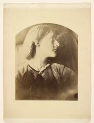 Julia Jackson - Profile