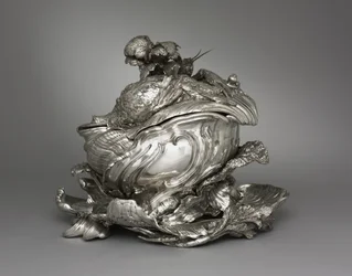 Platter, Tureen and Tureen Lid