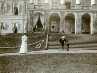 Tsarina Alexandra Fyodorovna with Tsarevich Alexei of Russia, c1907-c1910