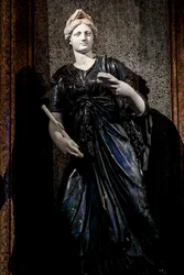 Running Isis, restored as Ceres