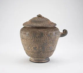 Cinerary Urn, Early 8th Century