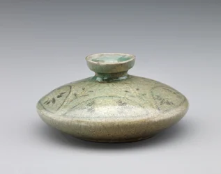 Oil bottle, mid 13th century