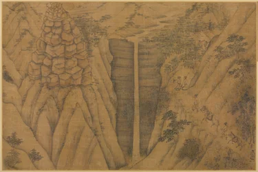 Dwelling in the Longmian Sleeping Dragon Mountains