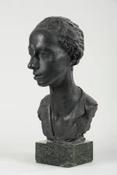 Bust of Donna Maria Chiapelli, c.1932