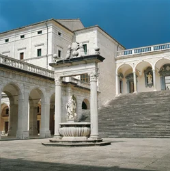 Monte Cassino Abbey, main staircase and well