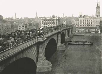 London Bridge looking North, 1895