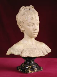 Portrait bust of a young girl