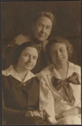 The Fleckenstein Women
