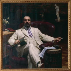 Portrait of Evan Mackenzie