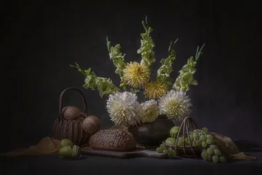 Dark Floral Harvest