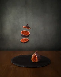 Floating Fig Slices