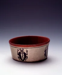 Pre-Columbian Art, Mayan Civilization, Classical Period: Cutting Polychrome Clay Decorated with Black Coleopteres from Peten, Guatemala