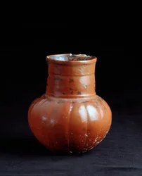 Precolombian art, Mayan civilization, postclassical period: clay jar. From Los Cerritos, Chicaj, Quiche, Guatemala