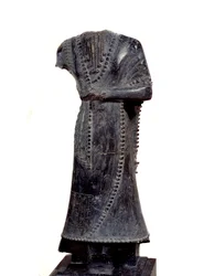 Mesopotamia: Acephal Statuette in Steatite of Idi-Ilum, Governor of Mari, Dedicated to the Goddess Ishtar