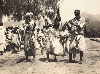 Building an Empire in the Fascist age: Habab musicians