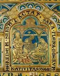 Isaac is born to Abraham and Sarah
