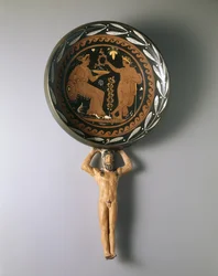 Red-figure patera with Atlas handle, last third of 4th century B.C.