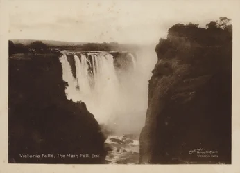 Victoria Falls, The Main Fall