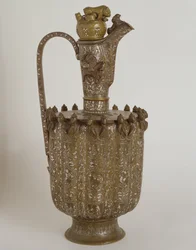 Jug with Handle and Lid, with Incisions in Gold