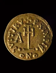 Solidus of Prince Arechi, verso, Lombard coins, 8th century