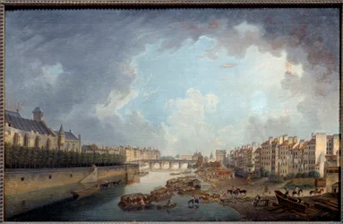 The arch, the bridge of the Tournelle and the Quai Saint Bernard seen from the hotel dieu. View of Paris